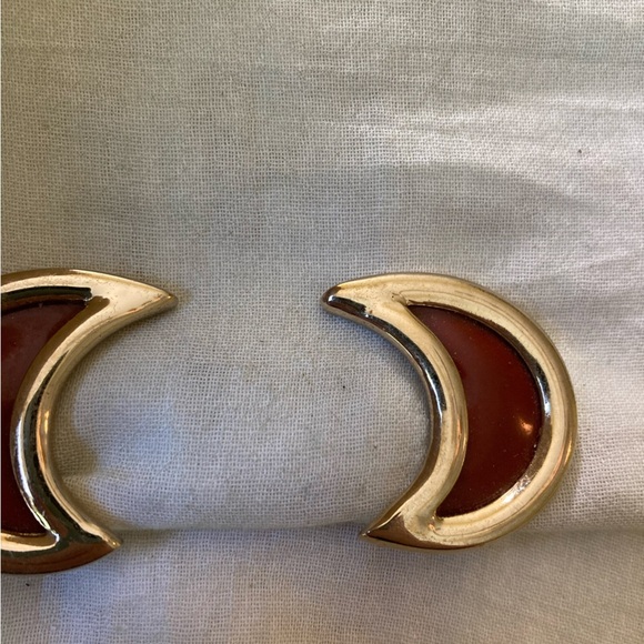Bergere’ Vintage Half Moon Red Clip‎ on Earrings - Picture 5 of 8